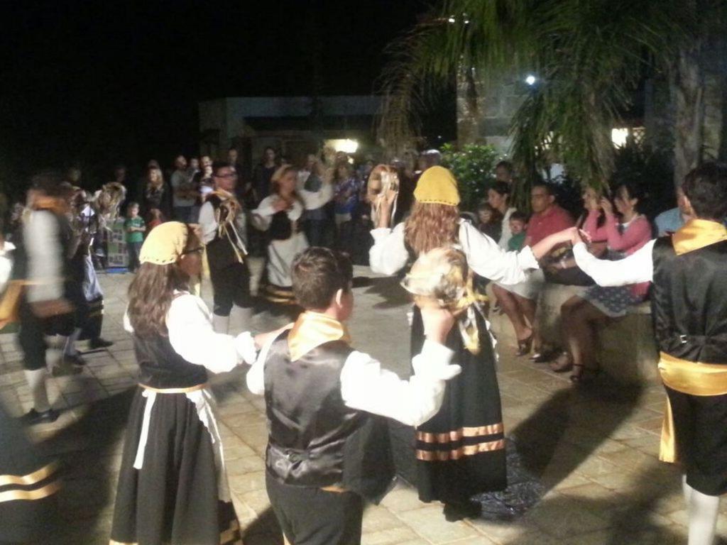 カロヴィーニョ Masseria Nzetaヴィラ エクステリア 写真