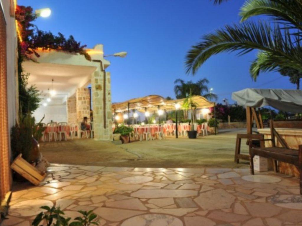 カロヴィーニョ Masseria Nzetaヴィラ エクステリア 写真